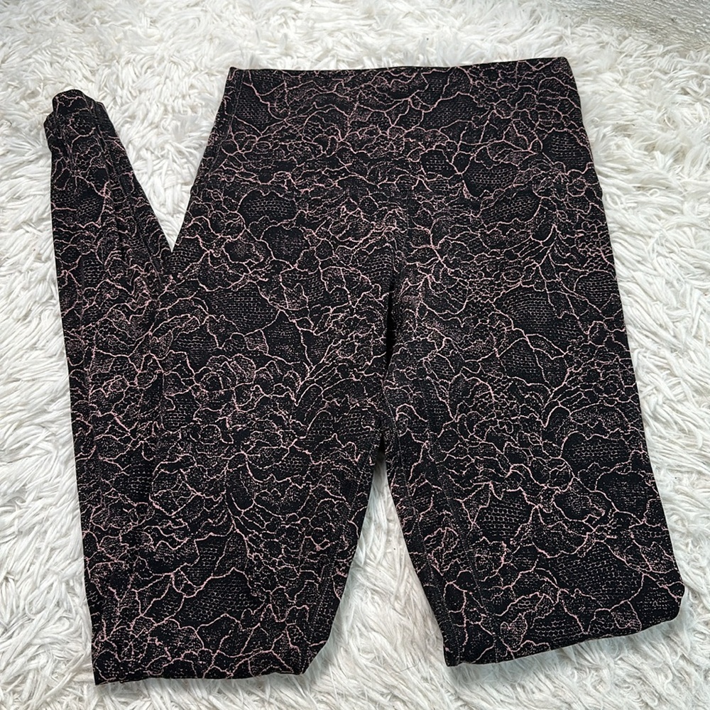 Lululemon Align Pant *Full Length 28" Lacescape Spanish Rose Black